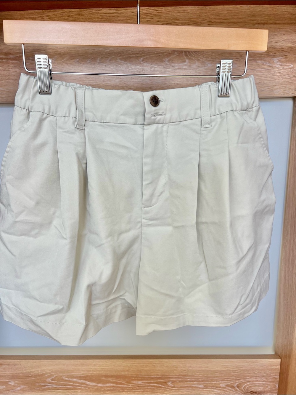 Varley Cream Pleated High-Waist Shorts